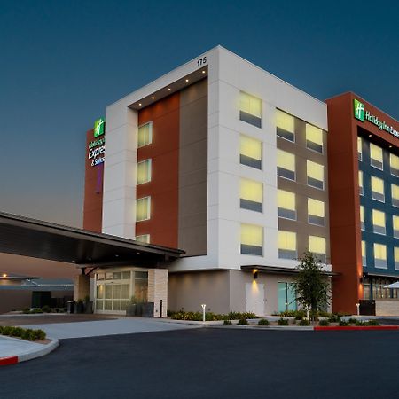 Holiday Inn Express & Suites - Las Vegas - E Tropicana By Ihg Ngoại thất bức ảnh