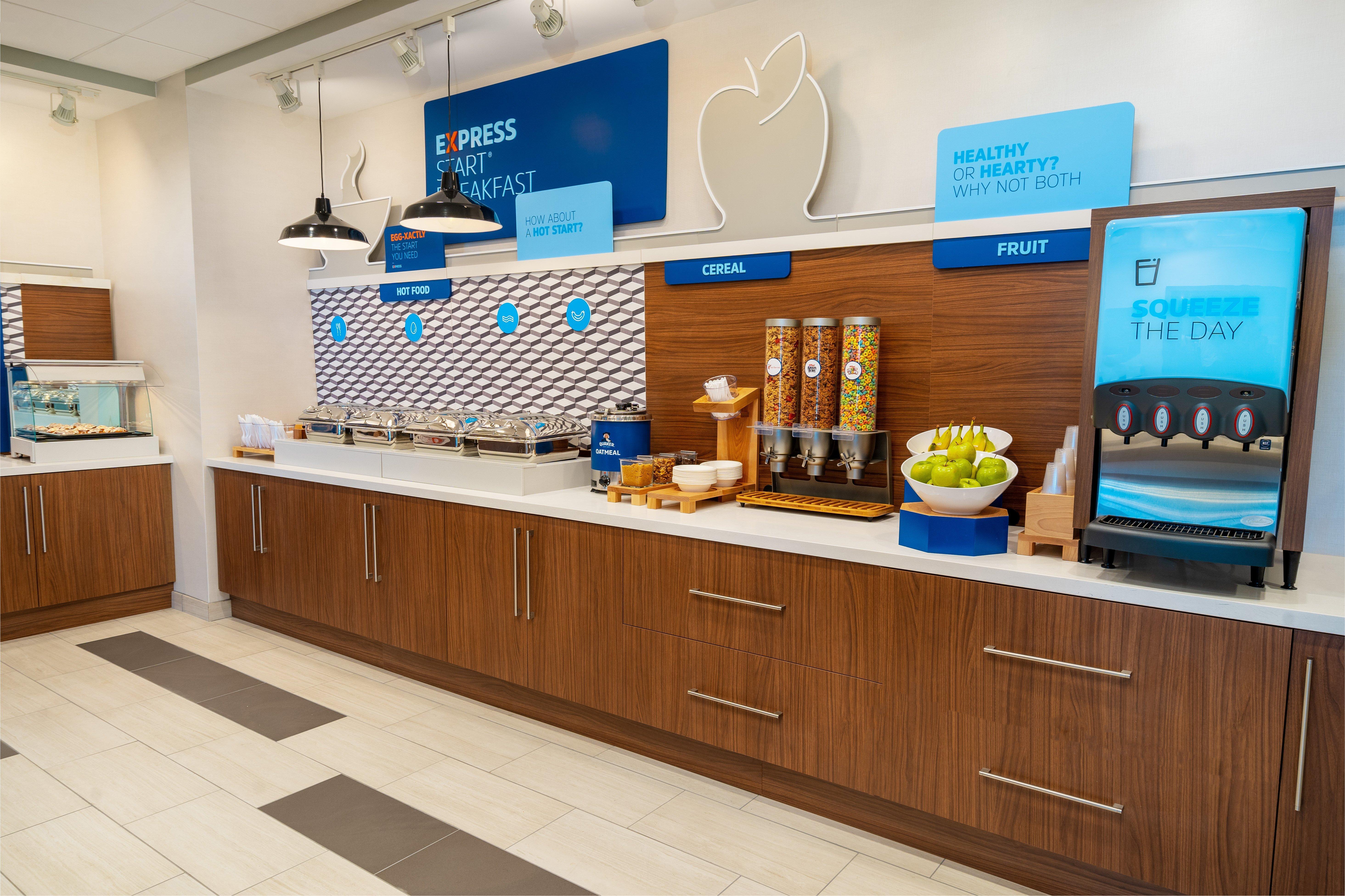 Holiday Inn Express & Suites - Las Vegas - E Tropicana By Ihg Ngoại thất bức ảnh