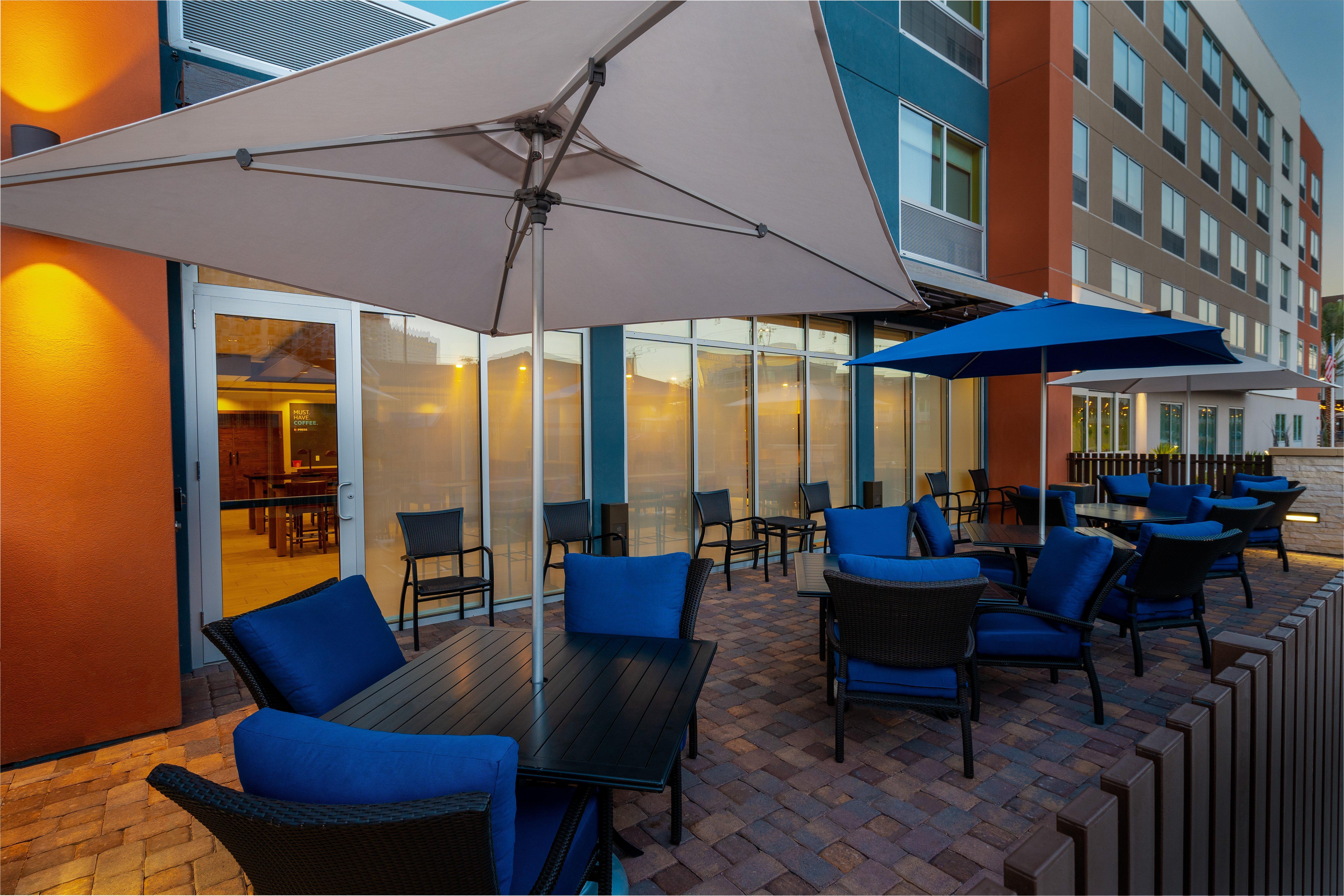 Holiday Inn Express & Suites - Las Vegas - E Tropicana By Ihg Ngoại thất bức ảnh
