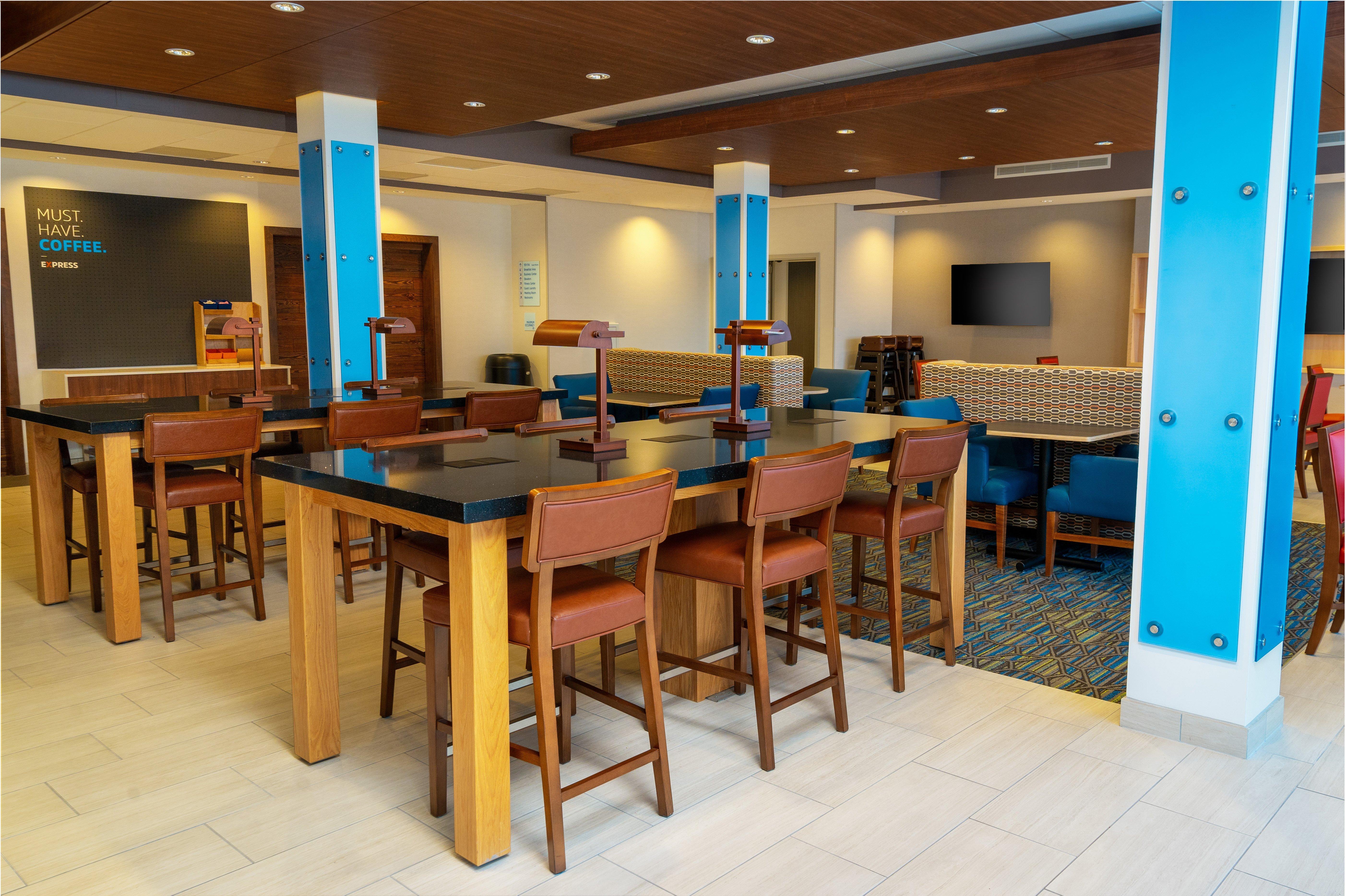 Holiday Inn Express & Suites - Las Vegas - E Tropicana By Ihg Ngoại thất bức ảnh